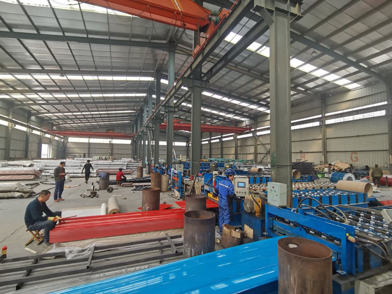 Sandwich panel metal material production workshop