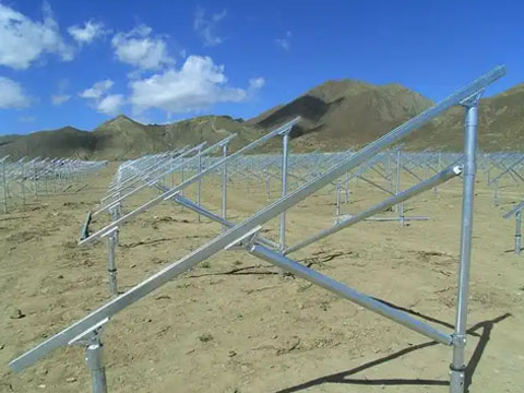 Photovoltaic bracket