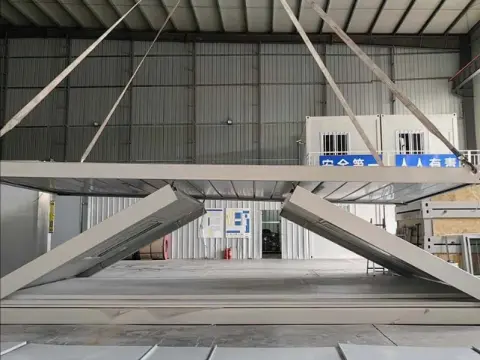 Z-type folding house factory