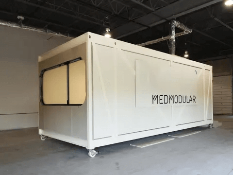 With observation window