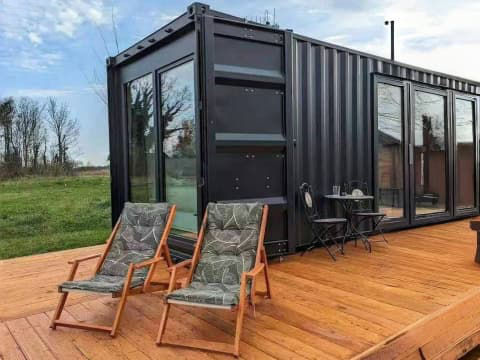 shipping container hotel home- Private holiday home