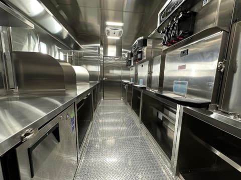 Anti-slip checker aluminum floor