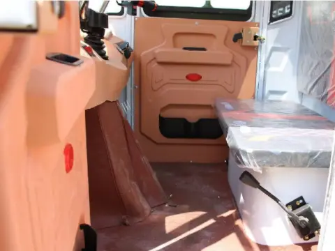 Electric tricycle seat and interior layout