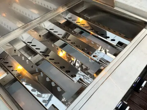 Long, slotted furnace core