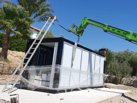 Customer on-site installation