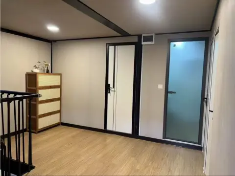 2nd Floor Lobby
