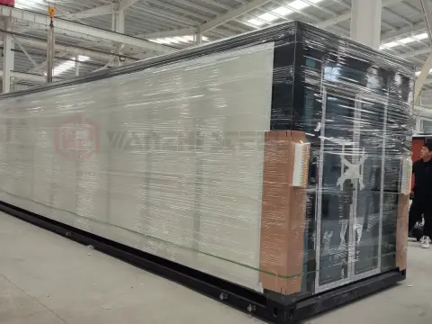 Overall wrapping protective film