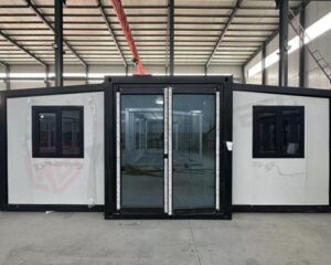 Expandable Double-Wing Folding House