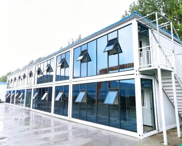 Prefabricated meeting room office cabin